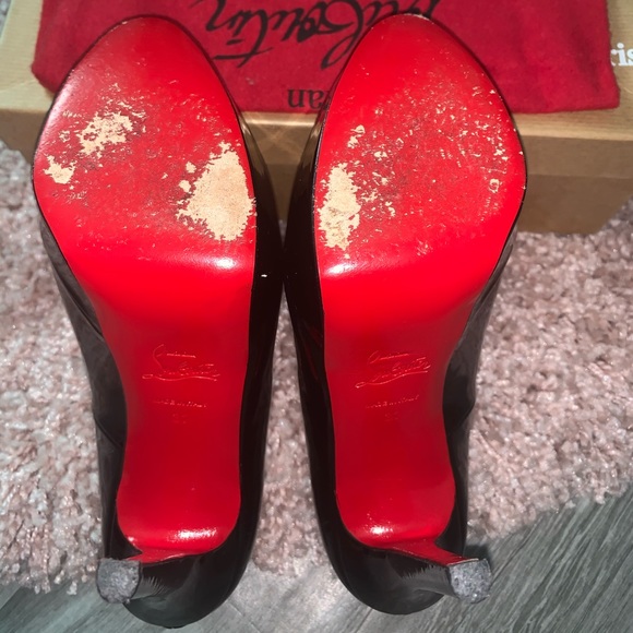 Bianca Christian Louboutin Pumps - Picture 5 of 6